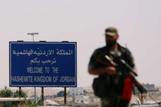 الأردن يسلم النظام السوري جثتي شخصين قتلا أثناء محاولة تهريب مخدرات