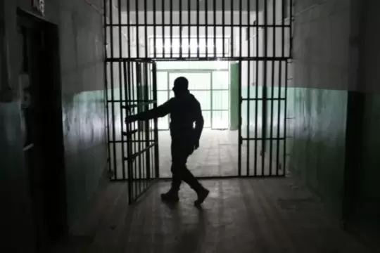 شبكة حقوقية توثق مقتل 47 مدنياً بسبب التعذيب في سوريا خلال الشهر الماضي