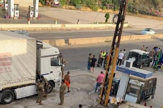 لبنان يضبط شحنة أسلحة قادمة من سورية