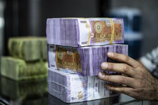 المصرف المركزي يعدل سعر صرف الليرة السورية مقابل الدولار