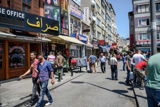 كم يبلغ عدد السوريين الحاصلين على الجنسية التركية؟