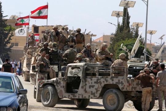 الشبكة السورية تطالب لبنان بوقف ترحيل ضابط منشق إلى مناطق سيطرة النظام السوري