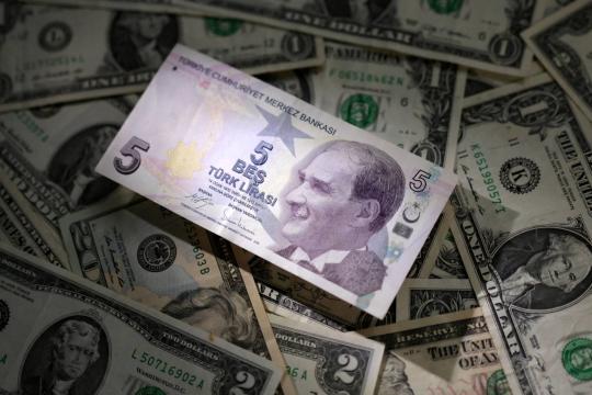 سعر صرف الليرة السورية والتركية مقابل باقي العملات اليوم الثلاثاء 14/ 11/ 2023