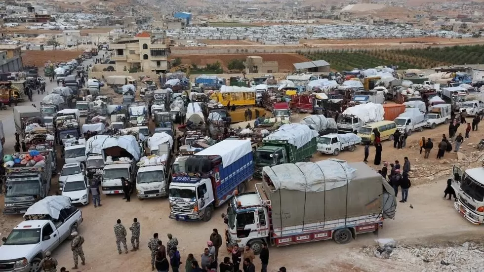 تحذيرات من وقوع صدام بين السوريين واللبنانيين في حال نشوب حرب في لبنان