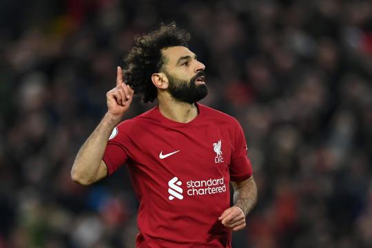 ليفربول يكتسح مانشستر يونايتد بسباعية.. وصلاح يدخل التاريخ