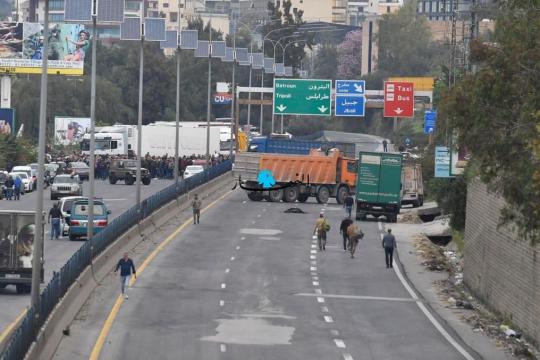 لبنان يعلن عن اتصالات دولية وخُطّة بالتعاون مع النظام لإعادة اللاجئين السوريين