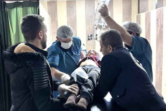 مقتل طفل وإصابة آخر بقصف لقوات النظام السوري شرق إدلب