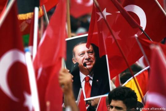 أردوغان يكشف مصير اللاجئين السوريين في تركيا بعد الانتخابات