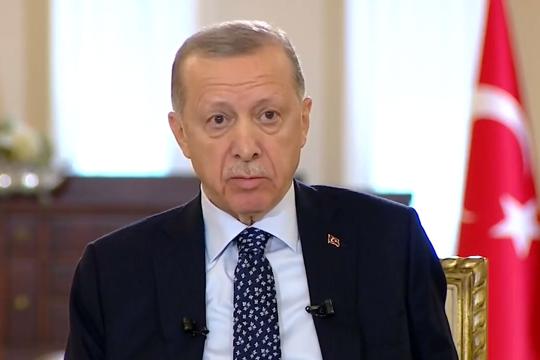 أردوغان: المعارضة التركية تبالغ بتحامُلها على السوريين  