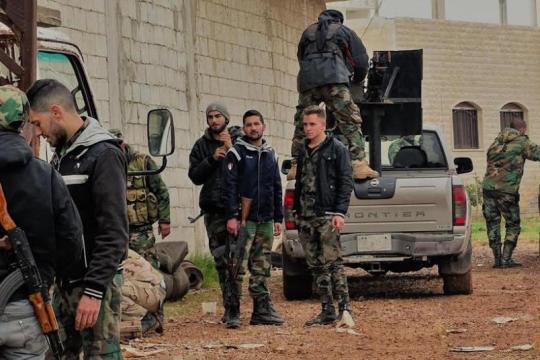 ميليشيا "الدفاع الوطني" تجنّد قصر بريف دمشق وتعتقل ذويهم