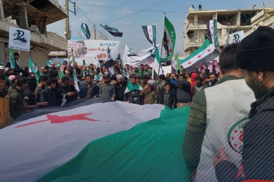في ذكرى الثورة الـ 12.. شخصيات مؤثرة ترسل عَبْر "نداء بوست" كلماتها الحرّة للسوريين 