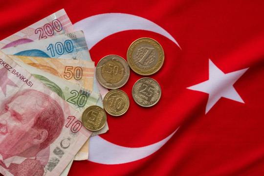 الحكومة التركية ترفع الحد الأدنى للأجور في البلاد