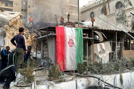 الجيش الإسرائيلي يقصف مواقع عسكرية تابعة للنظام السوري في القنيطرة