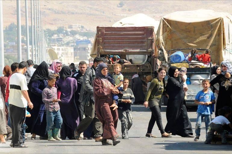 تقرير حقوقي يُوثّق اعتقال مئات السوريين بشكل تعسفيّ في لبنان