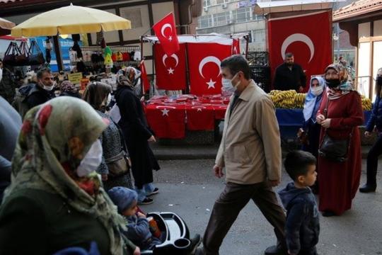 التضخم في تركيا يُسجِّل أدنى مستوى منذ 17 شهراً