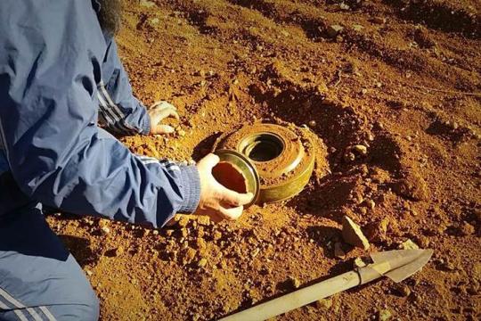 مخلفات الحرب تواصل حصد أرواح الأطفال في بادية ريف دير الزور