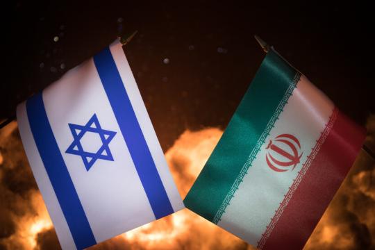 بريطانيا تؤكد: إسرائيل حسمت قرارها بالردّ على إيران