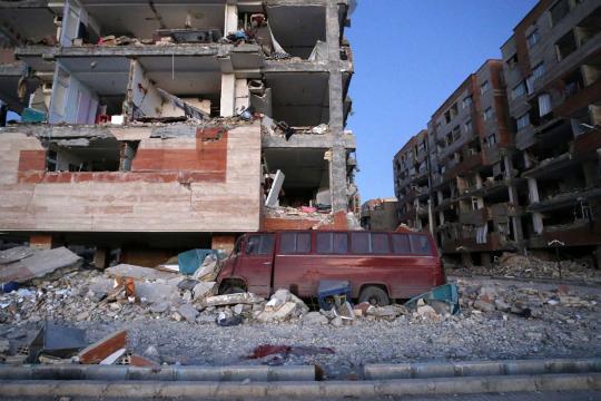 زلزال بقوة 5.5 درجة يضرب جنوب غرب إيران