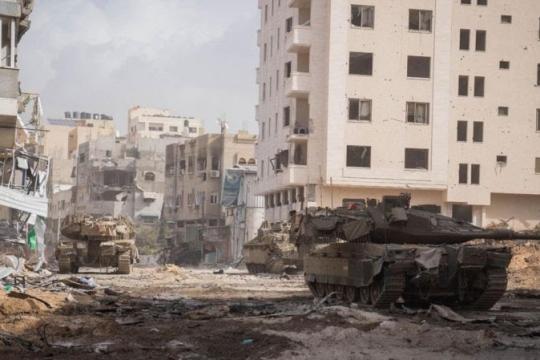 سورية والحرب بين إسرائيل وحماس: دعم رمزي، دون تصعيد