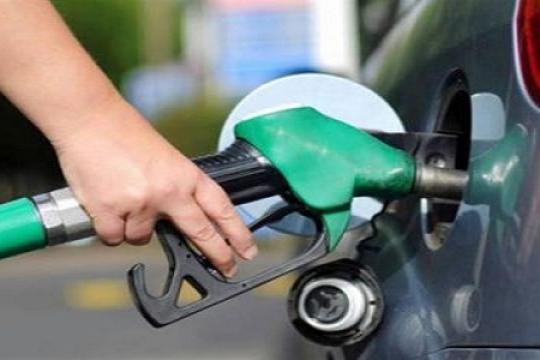 حكومة النظام السوري ترفع أسعار البنزين والفيول