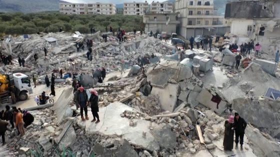 الطب الشرعي يُوثِّق مقتل أكثر من 1500 شخص جرّاء الزلزال في مناطق سيطرة نظام الأسد