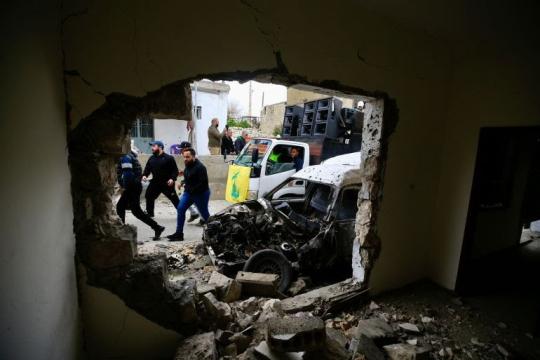 إسرائيل تقصف مواقع لحزب الله داخل الأراضي السورية