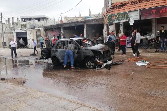 سيارة مفخخة تستهدف حاجزاً في المربع الأمني بمدينة درعا