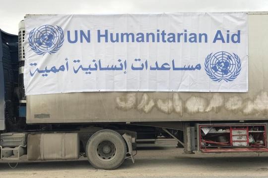 لجنة دولية تتهم الأمم المتحدة ونظام الأسد بتأخير إيصال المساعدات لمتضرري الزلزال