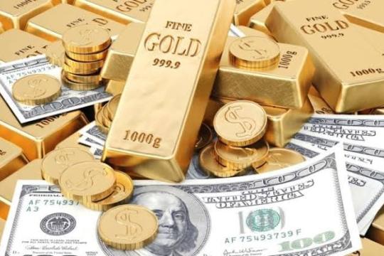 الليرة السورية تنخفض أمام الدولار.. والذهب يرتفع لمستوى قياسي
