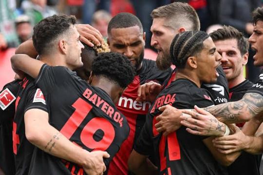 باير ليفركوزن يتوج ببطولة الدوري الألماني للمرة الأولى في تاريخه