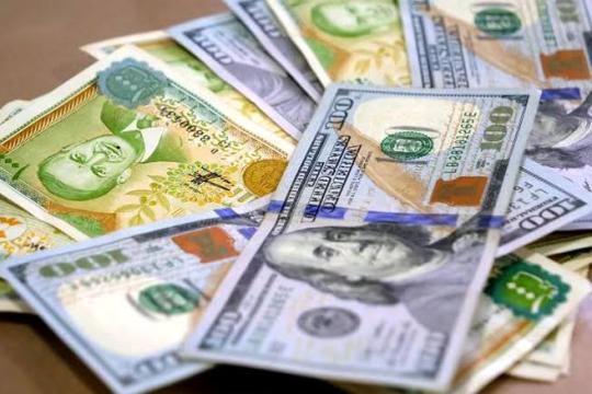 الليرة السورية تنخفض مقابل الدولار اليوم الأحد 14/ 4/ 2024