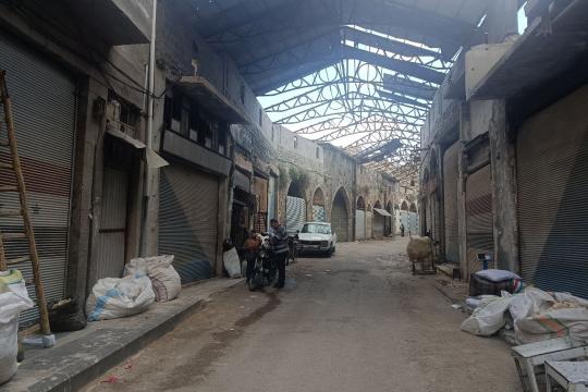 الموافقة الأمنية شرط لترميم أسواق حمص المدمَّرة بالقصف.. والاعتقال مصير المخالفين