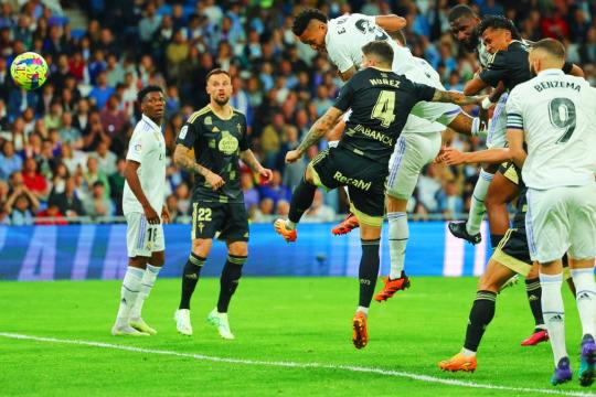 ريال مدريد" يهزم "سيلتا فيغو" ويواصل الضغط على برشلونة