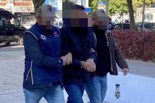 تركيا تُلقي القبض على قيادي رفيع في داعش