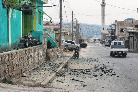 15 قتيلاً وجريحاً بقصف للنظام السوري على "دارة عزة" بريف حلب