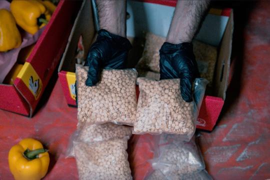 السعودية تضبط أكثر من مليون حبة كبتاغون في ميناء ضباء