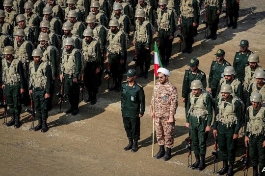 الحرس الثوري الإيراني يرفع من درجة التأهب القصوى جنوب سورية ويبلغ بشار الأسد بهذا القرار