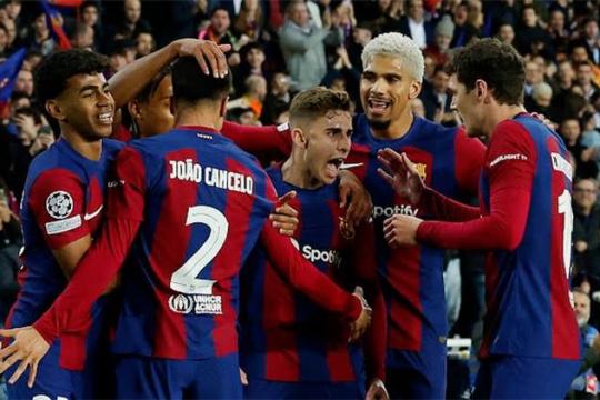 برشلونة يتأهل إلى ربع نهائي دوري أبطال أوروبا للمرة الأولى منذ 4 سنوات