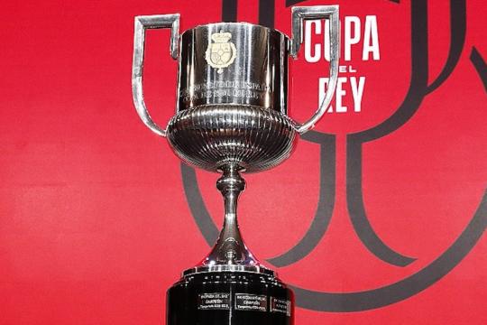 ريال مدريد يلتقي أوساسونا بحثاً عن لقبه الـ20 في كأس ملك إسبانيا