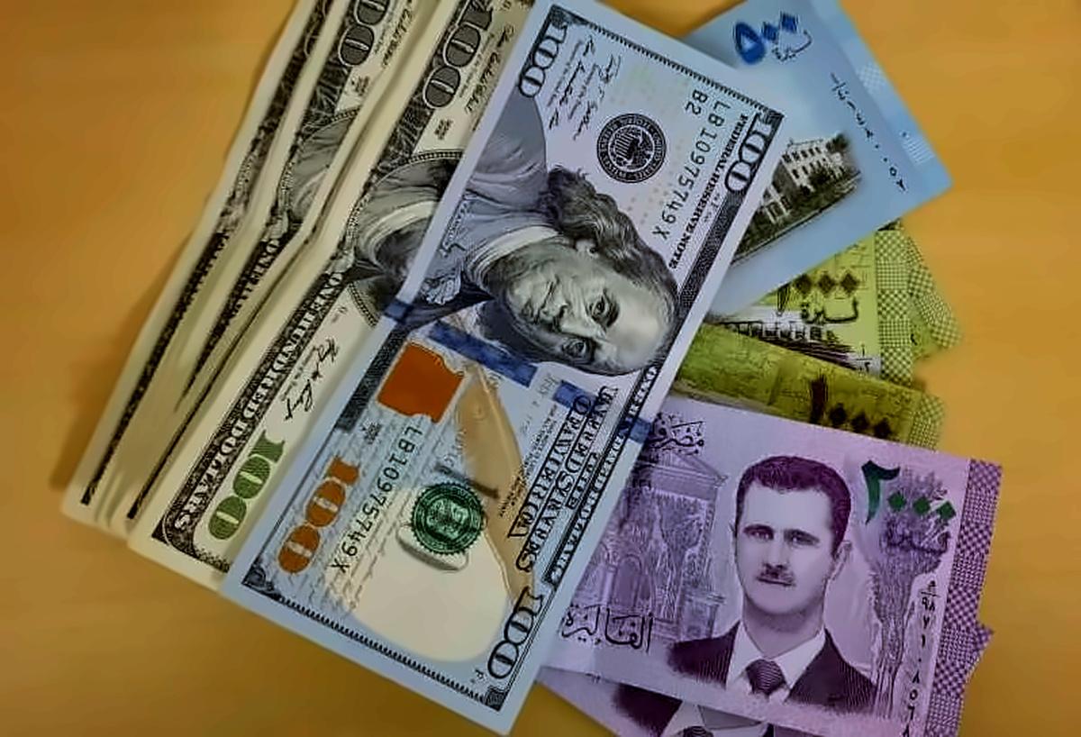 سعر صرف الليرة السورية والتركية مقابل الدولار اليوم الأحد 7/ 4/ 2024