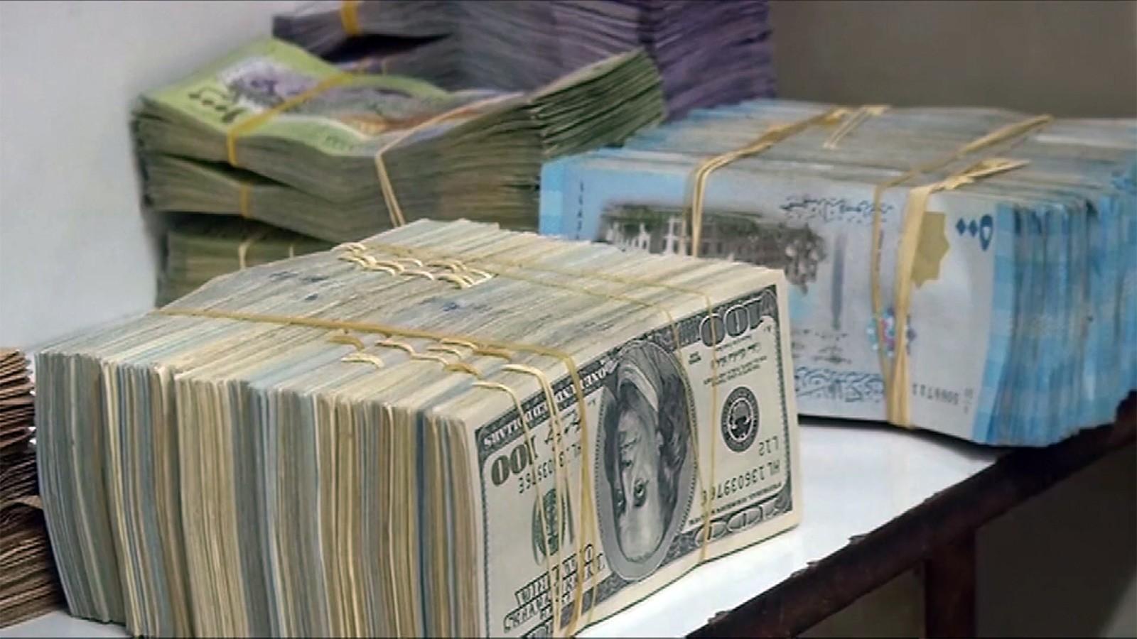 تجاوز الـ7500.. سعر صرف الليرة السورية مقابل الدولار اليوم الاثنين