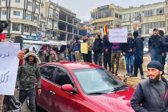 الاحتجاجات الشعبية ضد النظام السوري تتوسع في السويداء... وهتافات تطالب برحيل الأسد