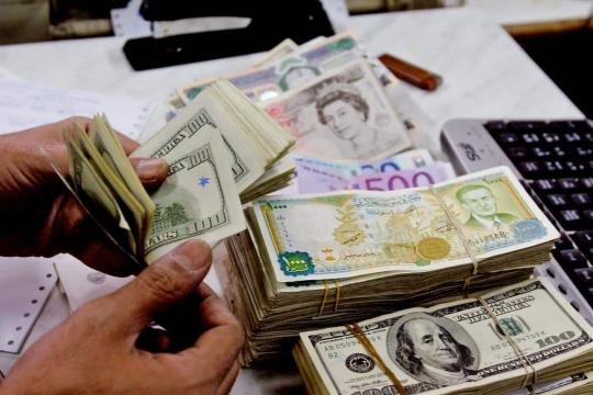 انخفاض جديد في قيمة الليرة السورية مقابل الدولار اليوم الاثنين 10/ 7/ 2023