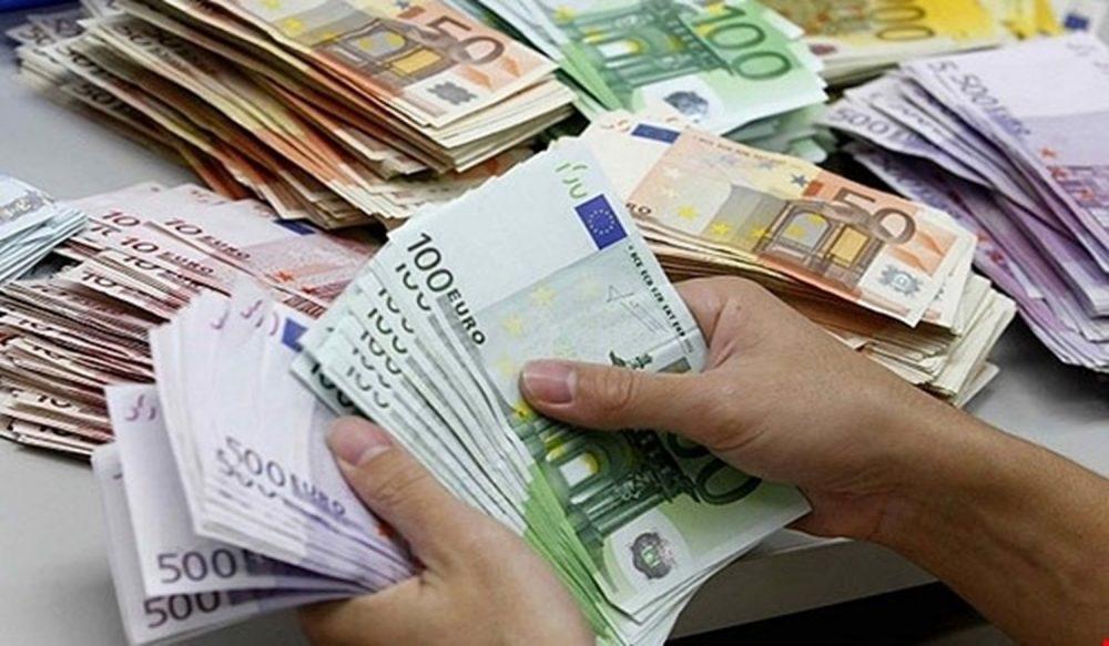 أسعار صرف العملات والذهب في سورية وتركيا اليوم الجمعة 12/ 5/ 2023