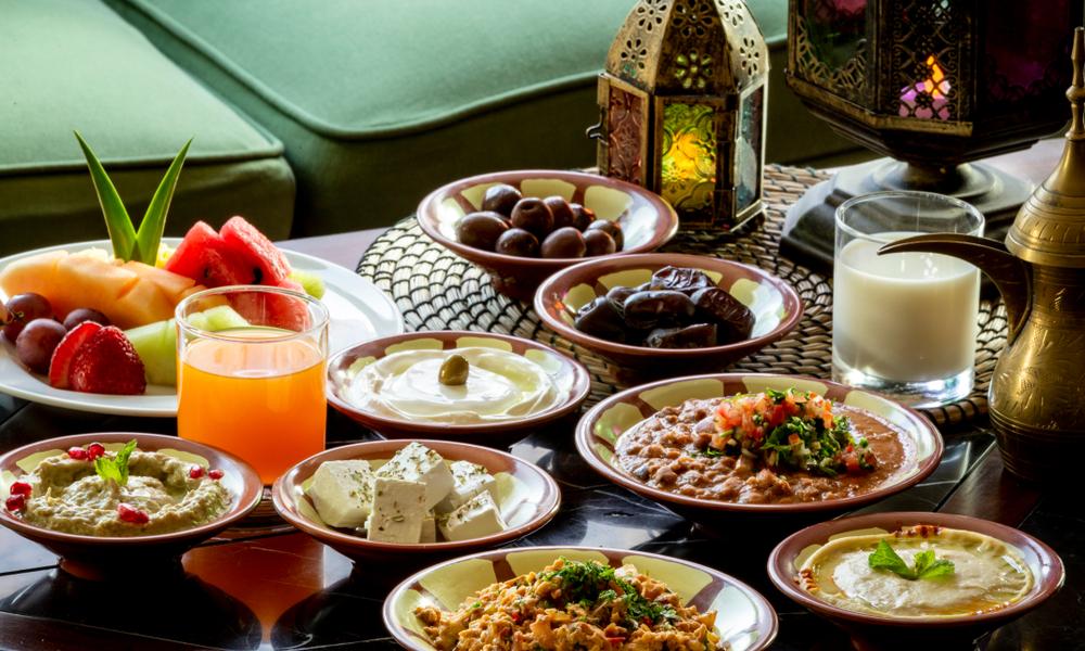 رمضان في درعا.. ارتفاع الأسعار يُغيّب أطباقاً رئيسية عن وجبة السحور