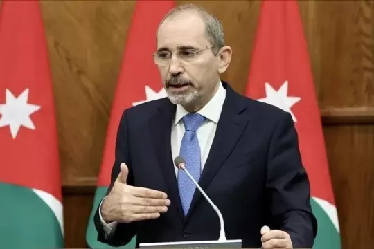 الصفدي يؤكد وجود توافُق عربي على حل الأزمة السورية