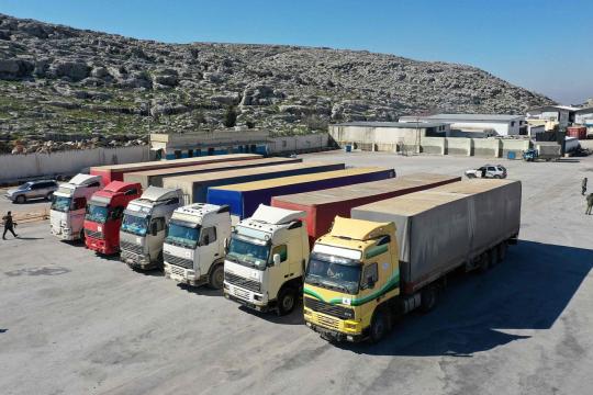 منسقو الاستجابة" يحصي المساعدات الواصلة إلى شمال غربي سوريا
