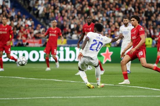 ”اليويفا” ينصف جماهير ليفربول ويُصدر قراراً حاسماً بشأن نهائي دوري الأبطال مع ريال مدريد