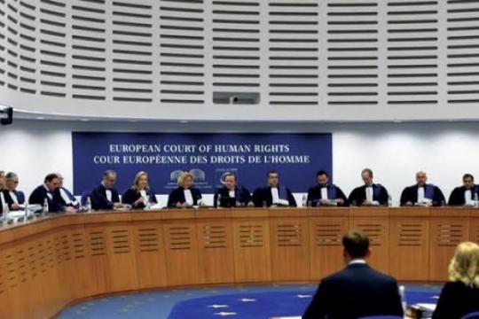 المحكمة الأوروبية تفرض على اليونان تعويض لاجئة جراء المعاملة الغير إنسانية